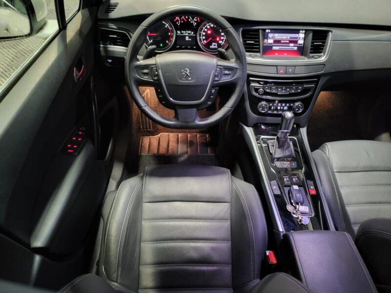 PEUGEOT 508 2.0 BlueHDi 180cv Féline EAT // CAMERA DE RECUL/SIEGES CHAUFFANTS/PHARES FULL LEDS