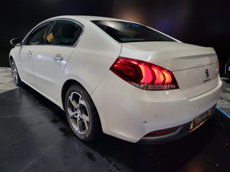 PEUGEOT 508 2.0 BlueHDi 180cv Féline EAT // CAMERA DE RECUL/SIEGES CHAUFFANTS/PHARES FULL LEDS