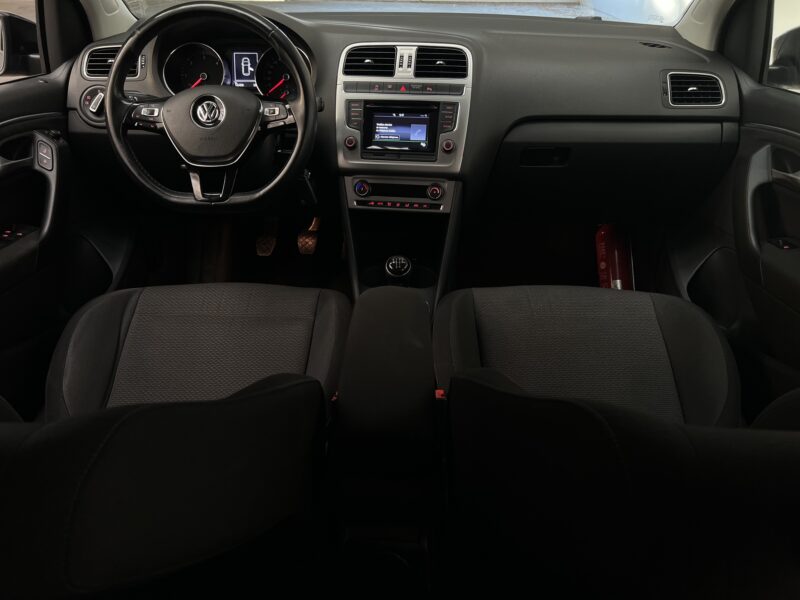 VOLKSWAGEN POLO 1.4 TDI 90CH R-LINE