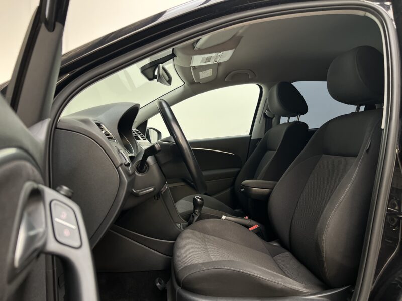 VOLKSWAGEN POLO 1.4 TDI 90CH R-LINE