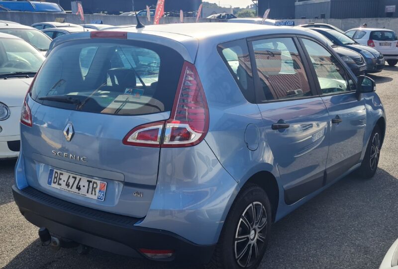 RENAULT SCÉNIC III 2010