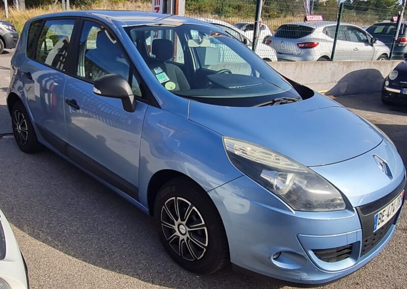 RENAULT SCÉNIC III 2010