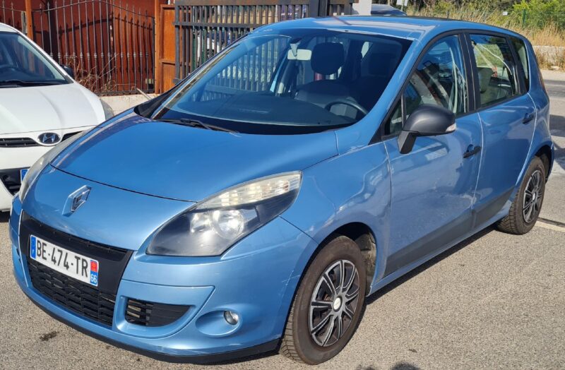 RENAULT SCÉNIC III 2010