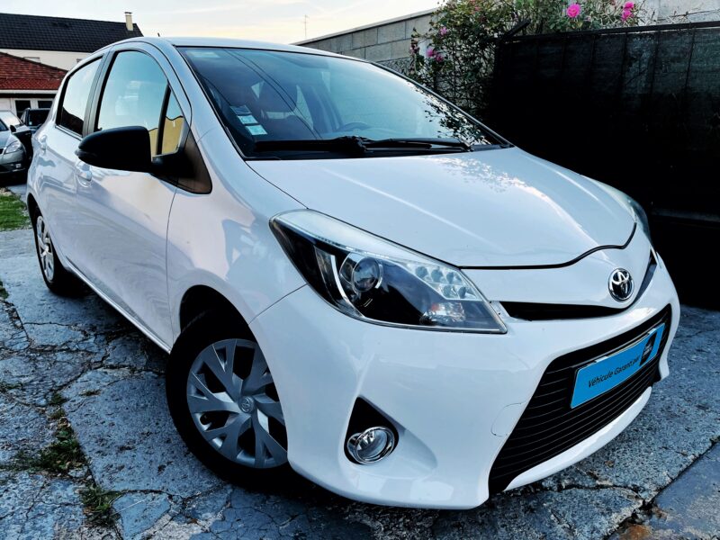 TOYOTA YARIS 2014