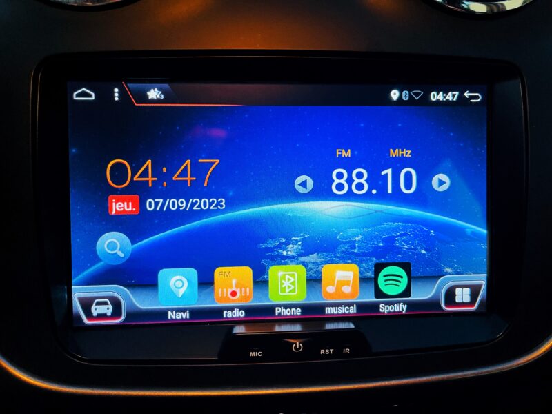 DACIA SANDERO II 2013