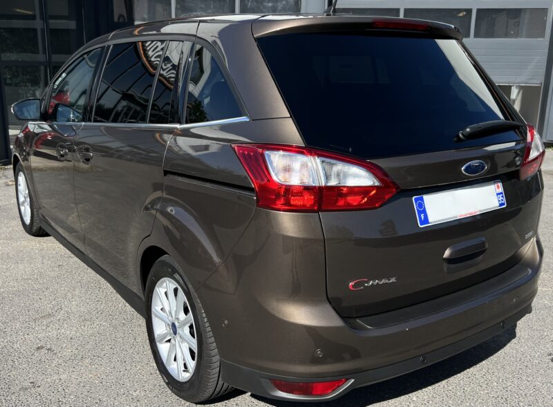 FORD GRAND C-MAX II PHASE 2 TITANIUM 1.5 ECOBOOST 150 BVA 7 PLACES 30 900 Kms CritAir 1 Garantie1an