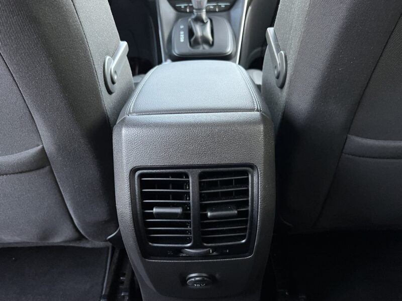 FORD GRAND C-MAX II PHASE 2 TITANIUM 1.5 ECOBOOST 150 BVA 7 PLACES 30 900 Kms CritAir 1 Garantie1an