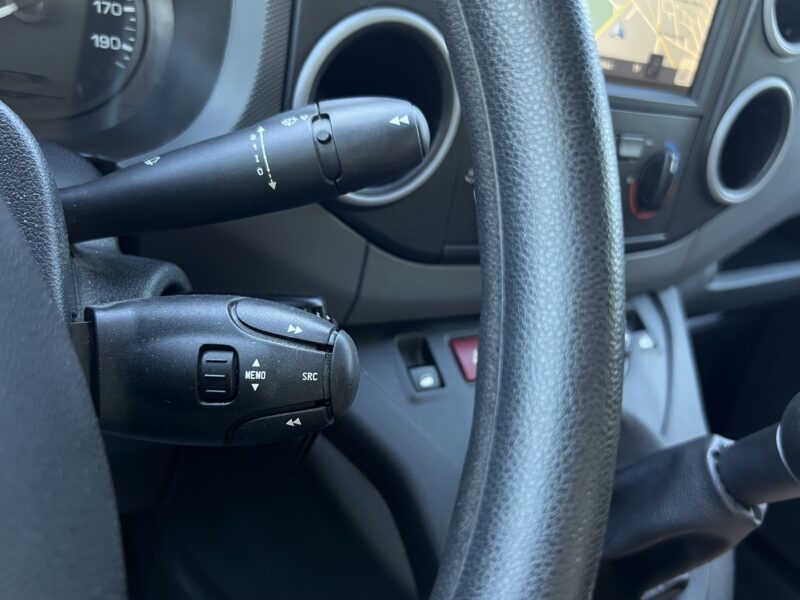 CITROEN BERLINGO II PHASE 3 1.6 BLUEHDI 100 Cv 1ERE MAIN 3 PLACES GPS REGULATEUR CARPLAY Garantie1an