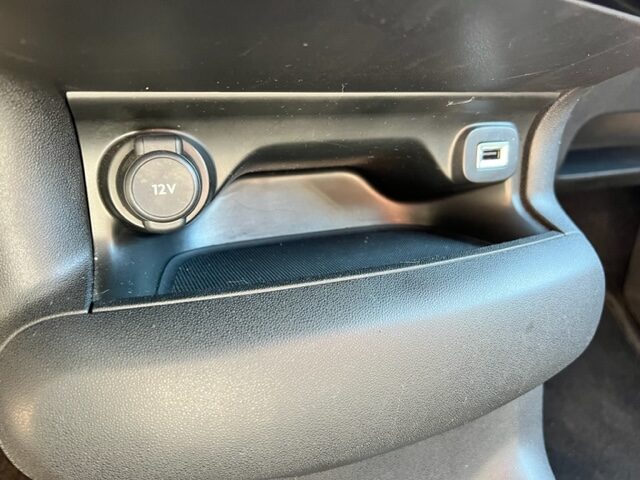 CITROEN C4 CACTUS PURETECH 110CH SHINE EDITION