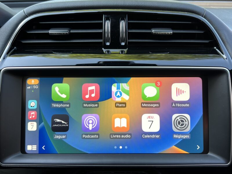 JAGUAR XE R-SPORT 2.0 D 180 Cv 4WD TOIT OUVRANT APPLE CARPLAY & ANDROID CAMERA - Garantie 6 Mois