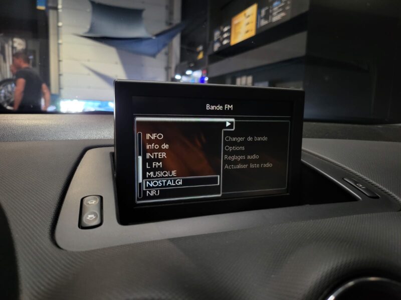 PEUGEOT 308 CC 2.0 HDi 163cv Féline BVM6 // RADAR-AV-AR/SIEGES CHAUFFANTS/CHAUFFE-NUQUES