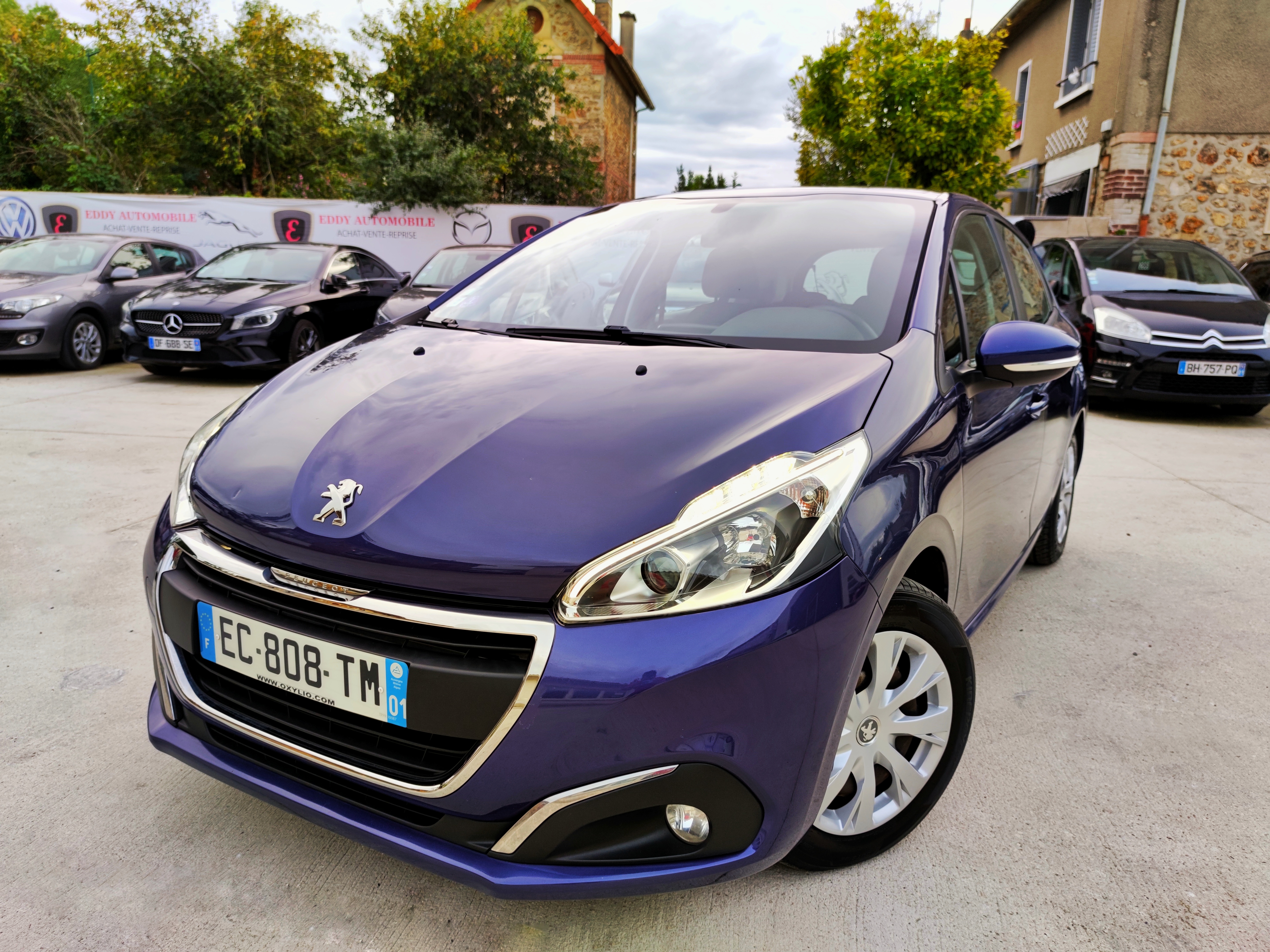 PEUGEOT 208 I 2016