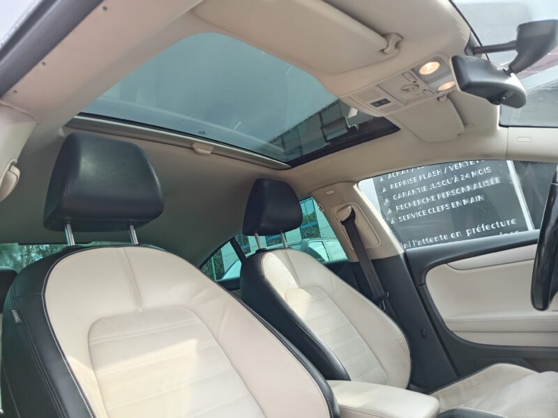 VOLKSWAGEN PASSAT CC B6 2009