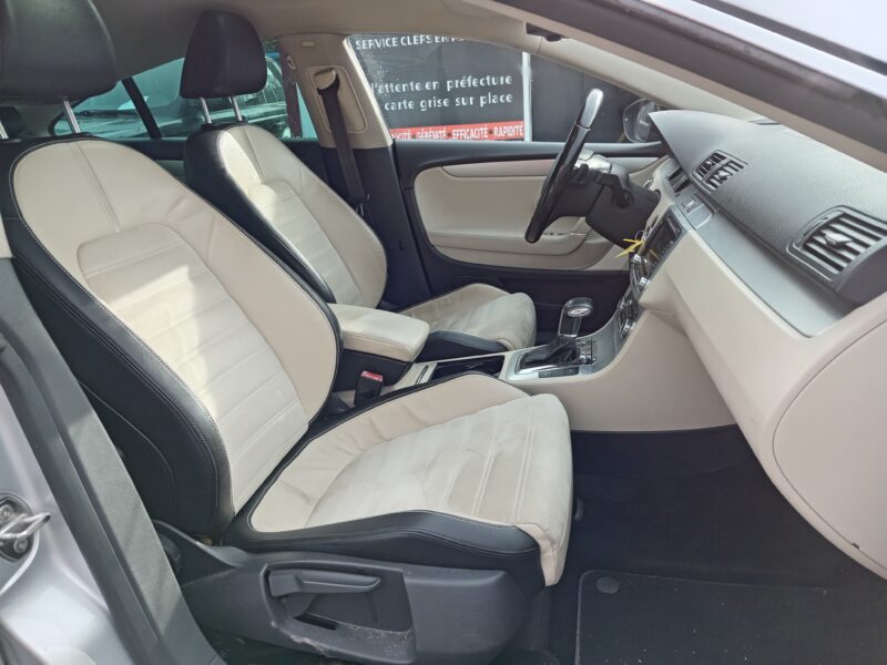 VOLKSWAGEN PASSAT CC B6 2009