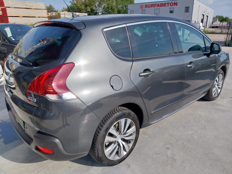 PEUGEOT 3008 1.6 BlueHDi 120 eat6 Allure