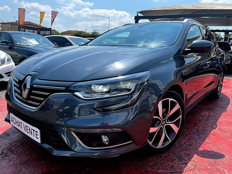 RENAULT MEGANE IV Grandtour 2016