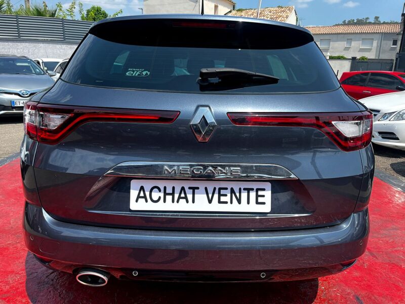 RENAULT MEGANE IV Grandtour 2016