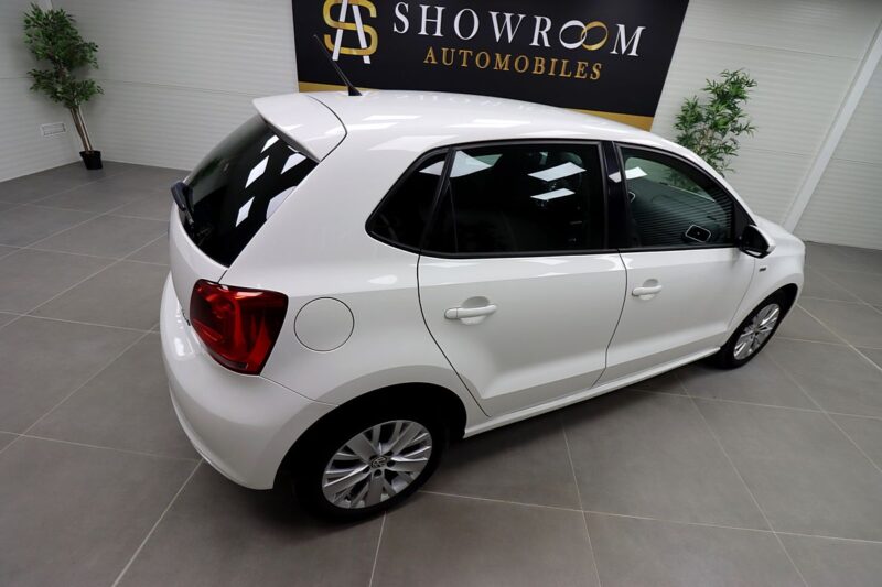 VOLKSWAGEN POLO V 2013