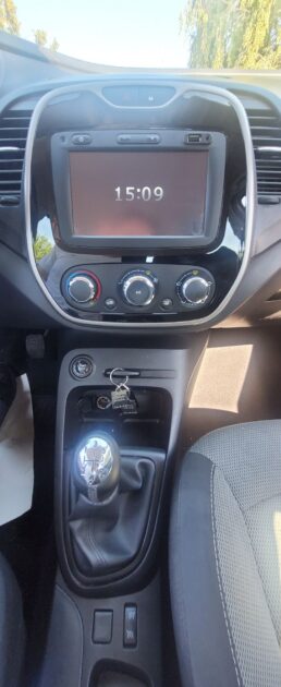 RENAULT CAPTUR  2015