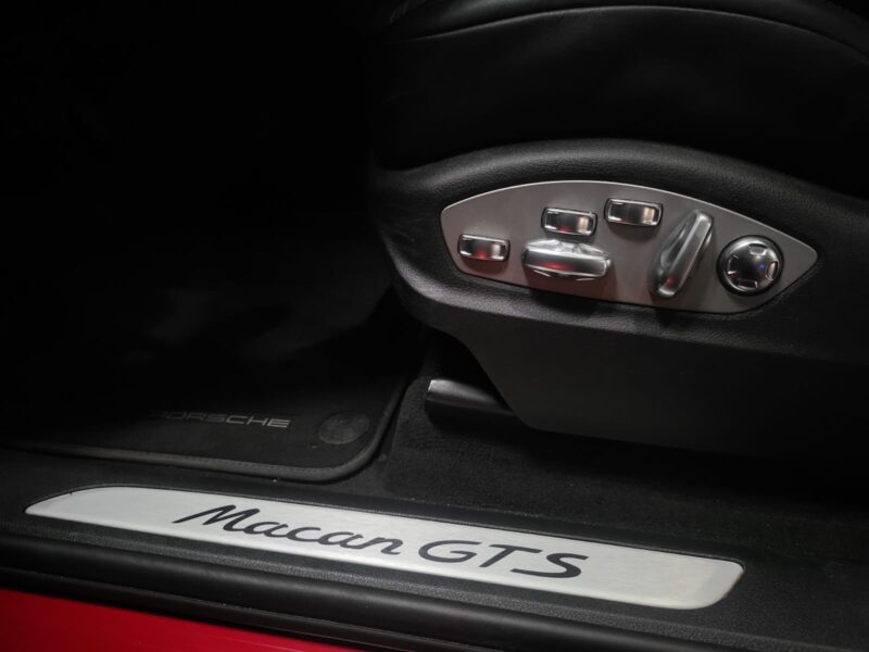 GTS 3.0 V6 PDK 360cv PACK CHRONO / SPORT PLUS / TOIT OUVRANT / CAMERA 360