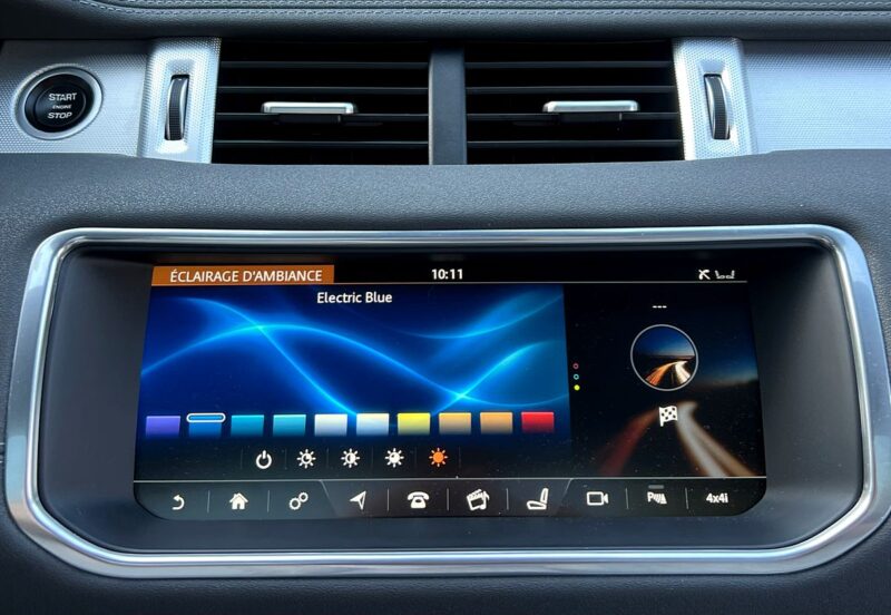 LAND ROVER RANGE ROVER EVOQUE PHASE 2 HSE 2.0 180 TD4 4x4 FULL OPTIONS - Garantie