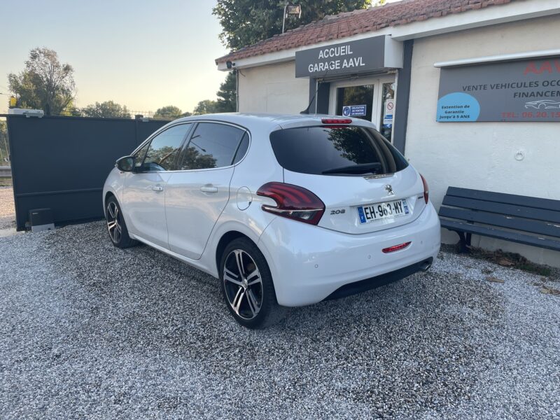 PEUGEOT 208 I 2016