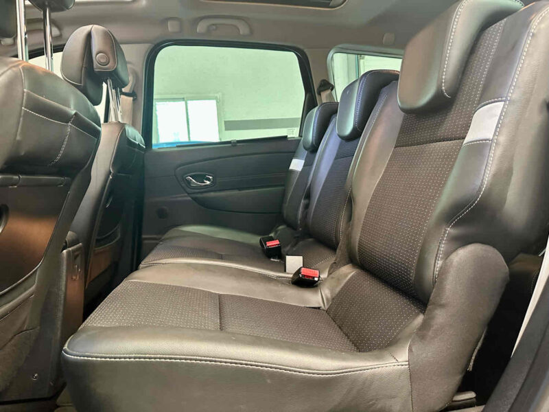 RENAULT GRAND SCÉNIC  2013