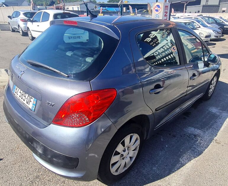 PEUGEOT 207 2008