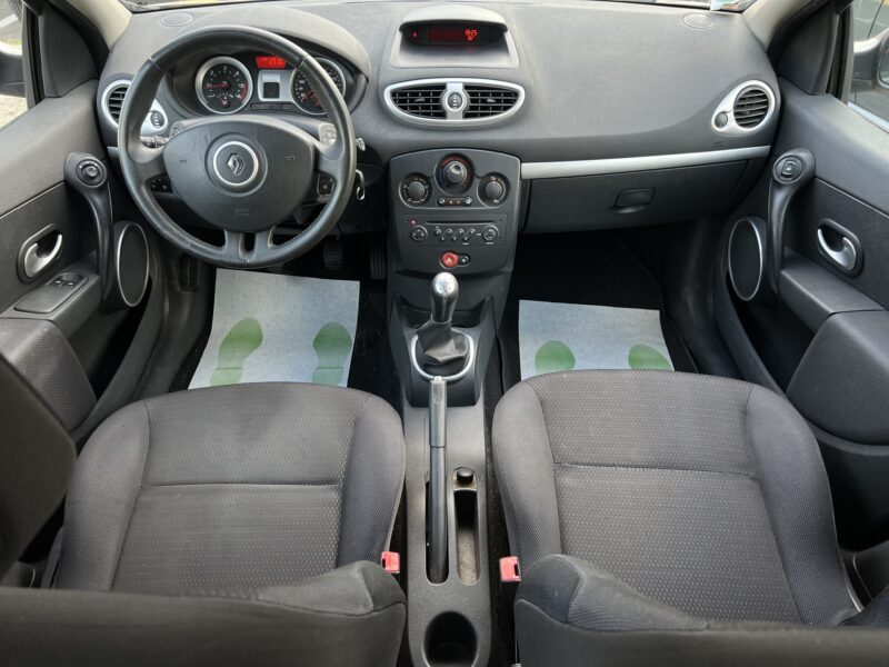 RENAULT CLIO 3 III 1.5 DCI 70 Cv 5 PORTES / CLIMATISATION KIT BLUETOOTH - Garantie1an
