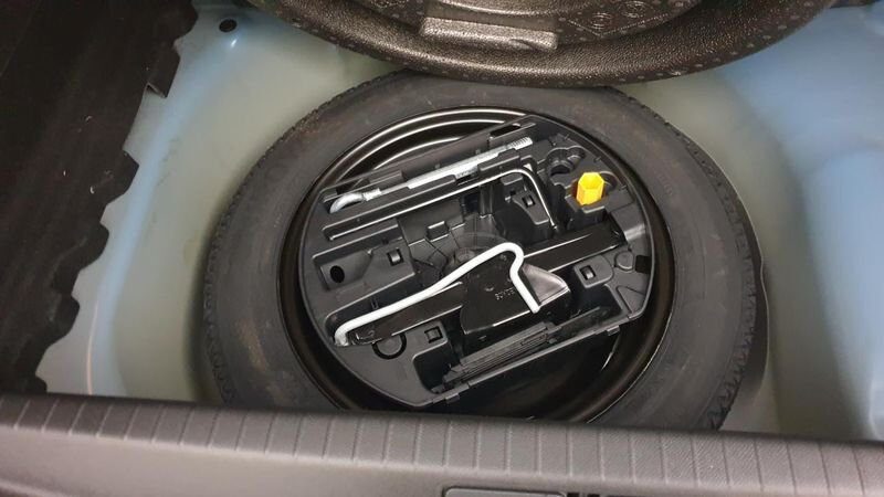 Peugeot 208 nouvelle 1.2 puretech 100cv eat8 gt + toit pano pack drive assist plus