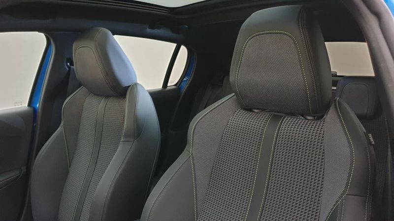 Peugeot 208 nouvelle 1.2 puretech 100cv eat8 gt + toit pano pack drive assist plus