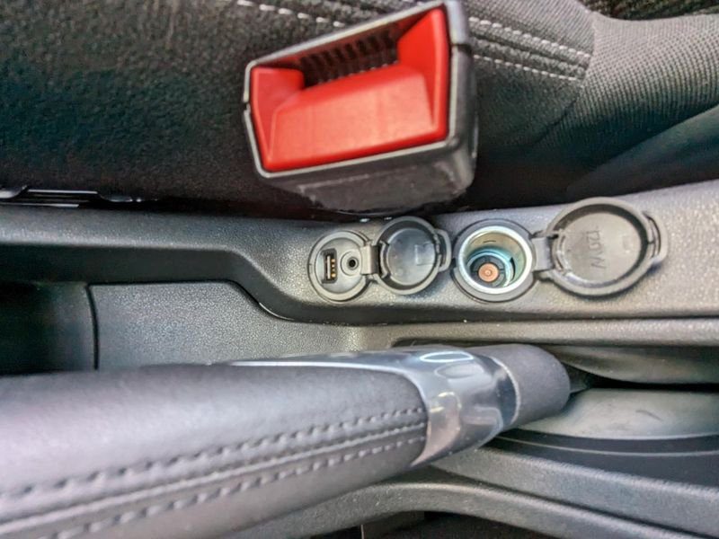 DS DS 3 1.2i PureTech 12V - 82 BERLINE So Chic