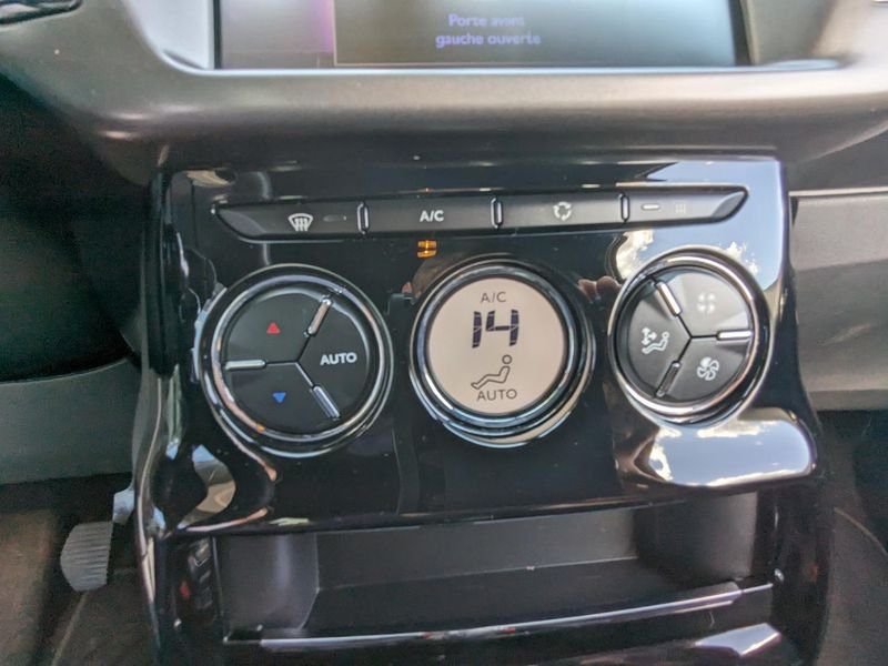 DS DS 3 1.2i PureTech 12V - 82 BERLINE So Chic