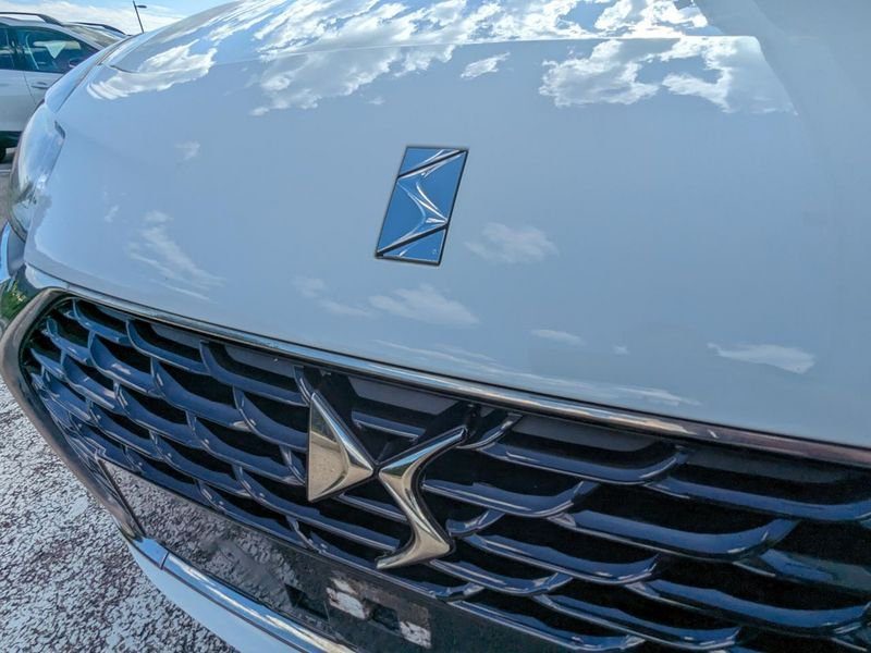 DS DS 3 1.2i PureTech 12V - 82 BERLINE So Chic