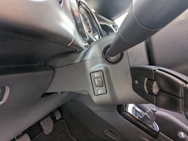 DS DS 3 1.2i PureTech 12V - 82 BERLINE So Chic