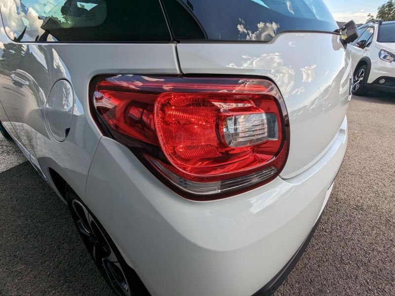 DS DS 3 1.2i PureTech 12V - 82 BERLINE So Chic