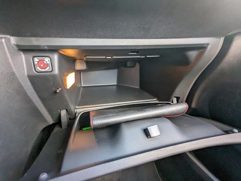 DS DS 3 1.2i PureTech 12V - 82 BERLINE So Chic