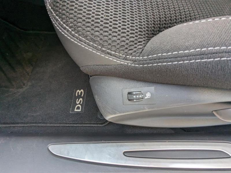 DS DS 3 1.2i PureTech 12V - 82 BERLINE So Chic