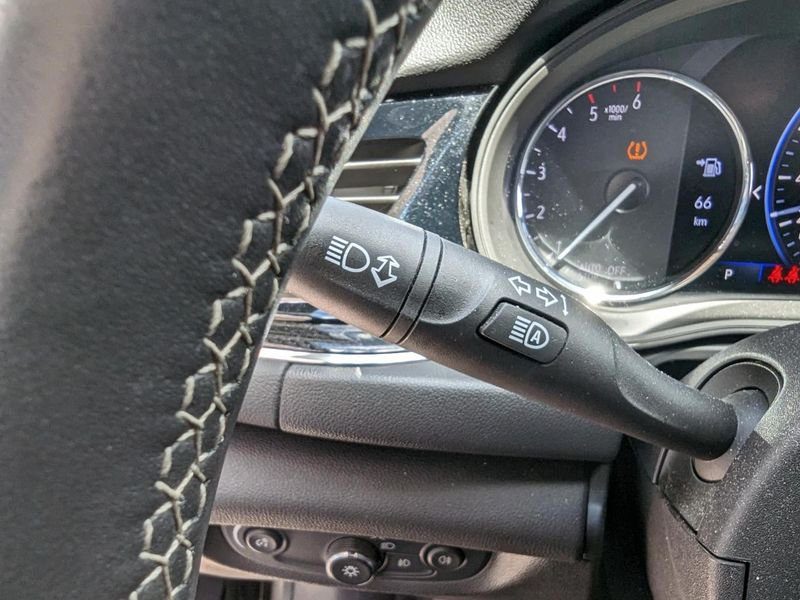 Opel Insignia Sports Tourer 2.0 D - 174 BVA BREAK Elégance Business