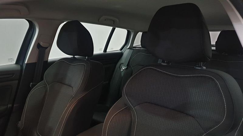 Renault Mégane iv estate 1.3 tce 115cv bvm6 business