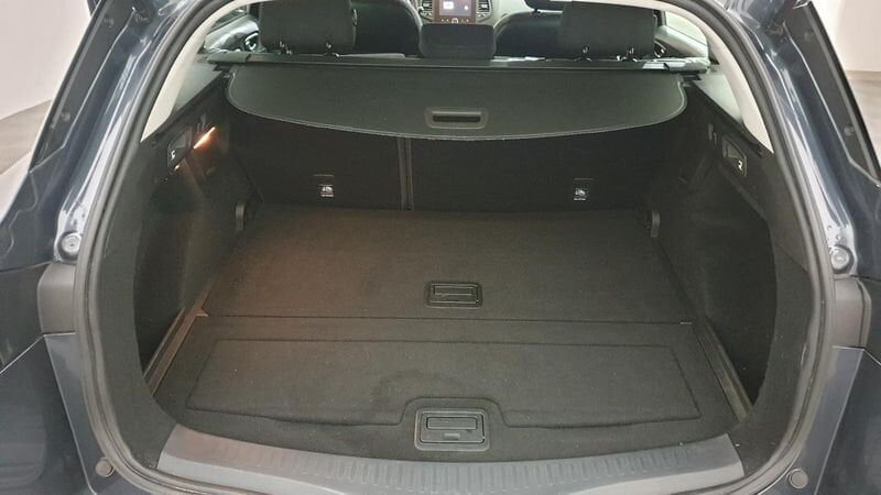 Renault Mégane iv estate 1.3 tce 115cv bvm6 business