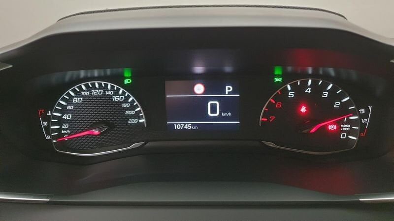 Peugeot 208 nouvelle 1.2 puretech 100cv eat8 allure + navi pack safety plus