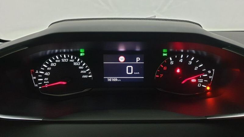 Peugeot 208 nouvelle 1.2 puretech 100cv eat8 allure + navi pack safety plus