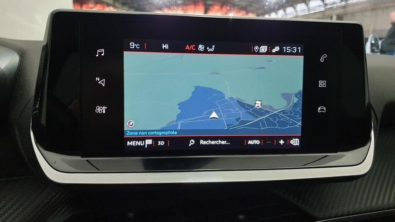 Peugeot 208 nouvelle 1.2 puretech 100cv eat8 allure + navi pack safety plus