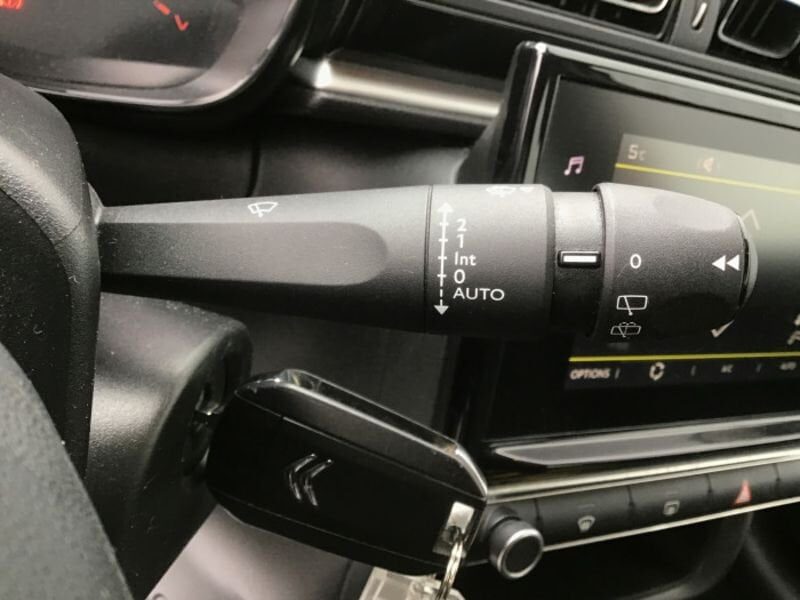 Citroën C3 PureTech 110 S&S BVM6 Shine