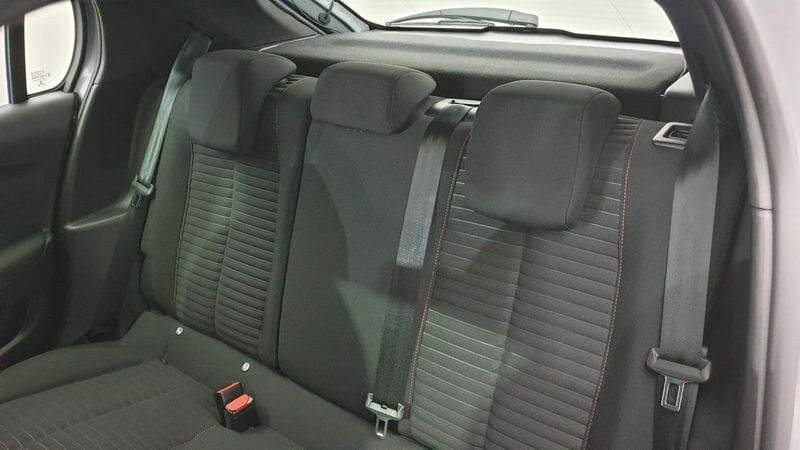 Peugeot 208 nouvelle 1.2 puretech 100cv bvm6 active pack + peugeot led technology