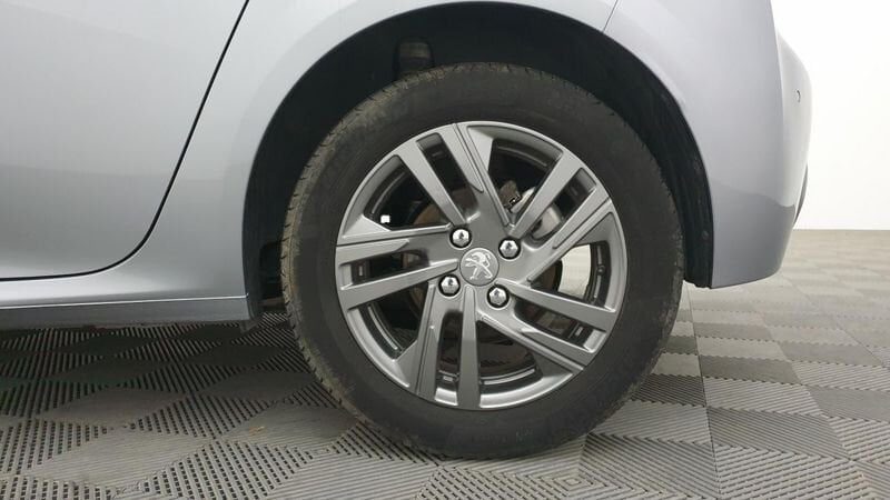 Peugeot 208 nouvelle 1.2 puretech 100cv bvm6 active pack + peugeot led technology