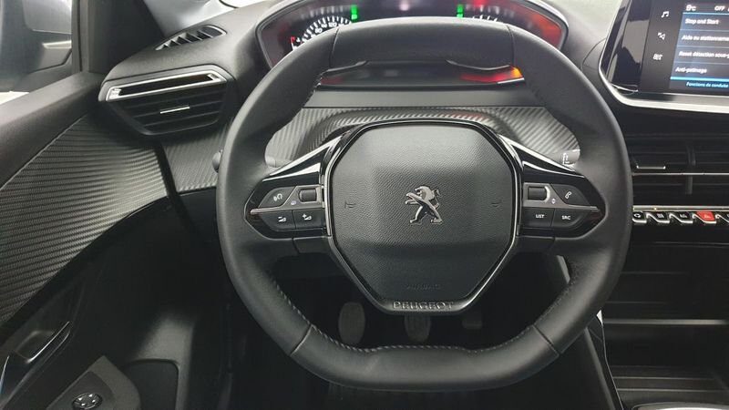 Peugeot 208 nouvelle 1.2 puretech 100cv bvm6 active pack + peugeot led technology