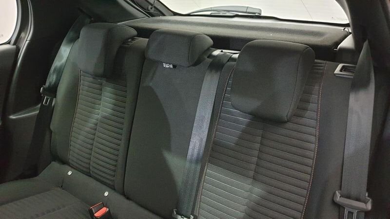 Peugeot 208 nouvelle 1.2 puretech 100cv bvm6 active pack + peugeot led technology