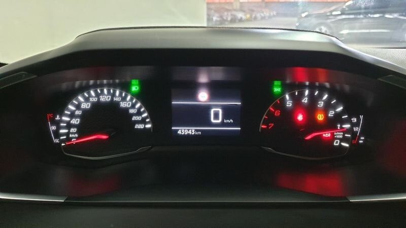 Peugeot 208 nouvelle 1.2 puretech 100cv bvm6 active pack + peugeot led technology